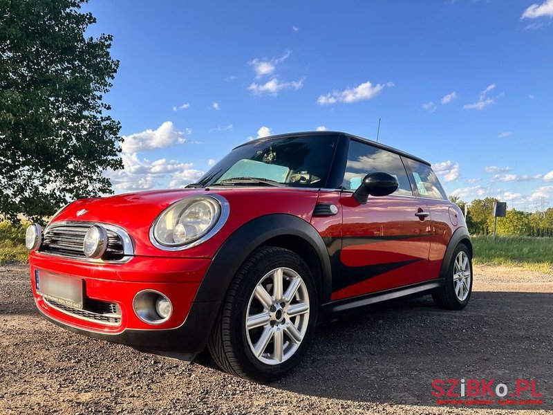 2007' MINI Cooper Standard photo #1