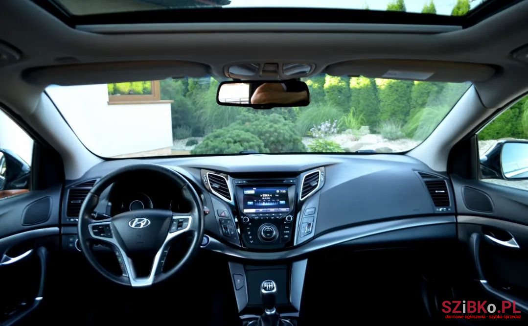 2012' Hyundai i40 photo #3