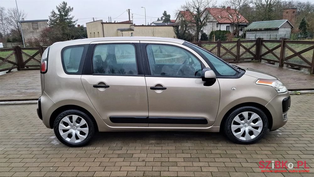 2012' Citroen C3 Picasso 1.6I Selection photo #2