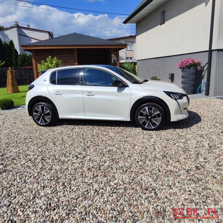 2020' Peugeot 208 photo #2
