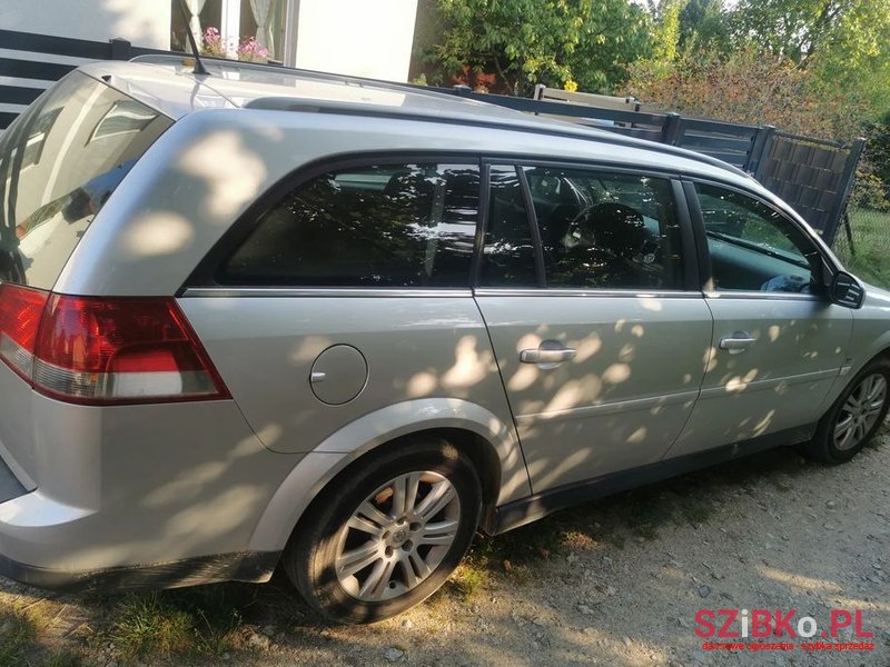 2006' Opel Vectra 1.8 Caravan Edition photo #2