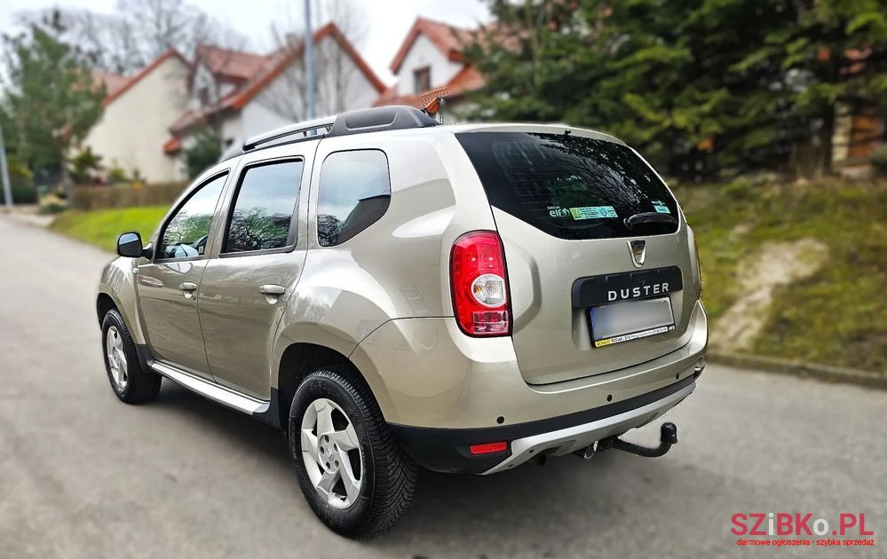 2010' Dacia Duster 1.6 Laureate photo #3