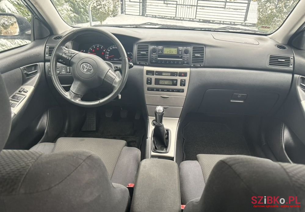 2006' Toyota Corolla 1.4 D-4D Terra photo #3