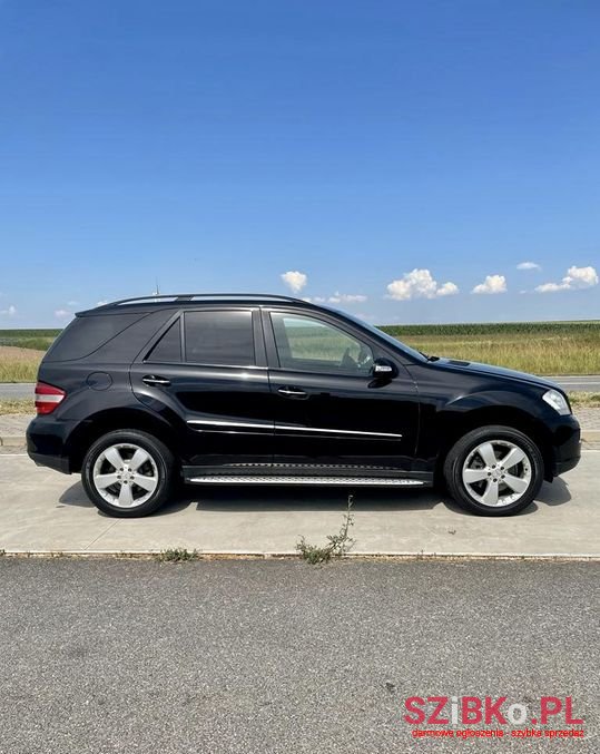 2007' Mercedes-Benz Ml photo #6