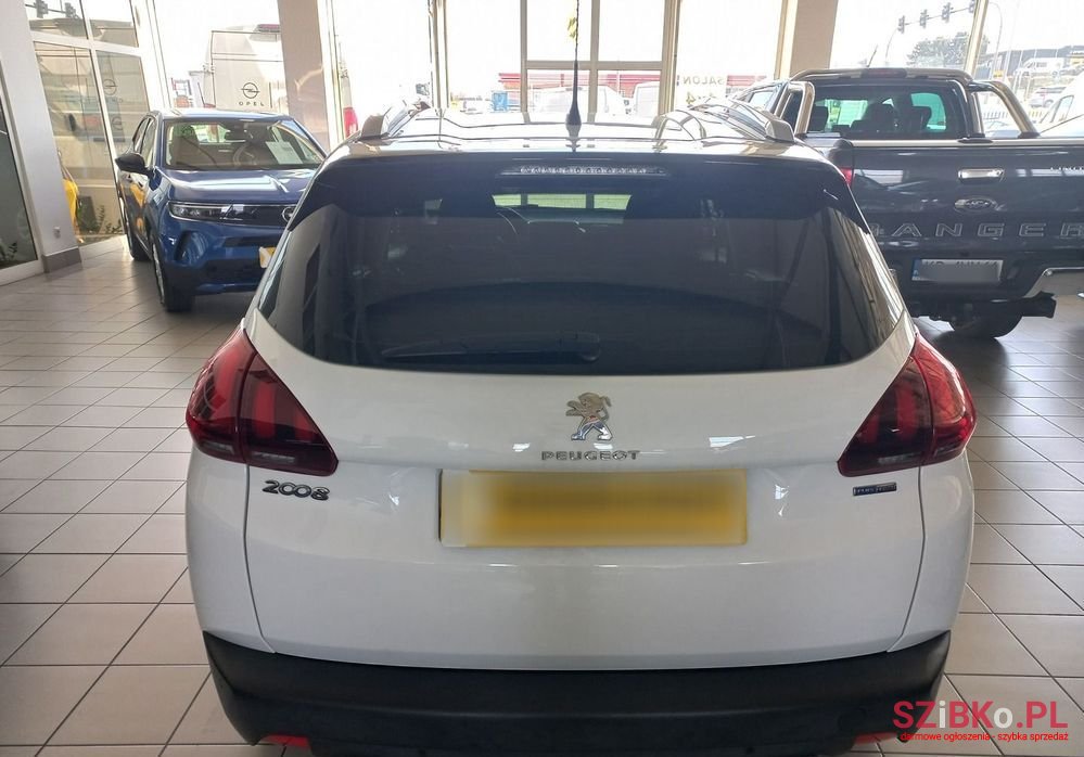 2017' Peugeot 2008 photo #5