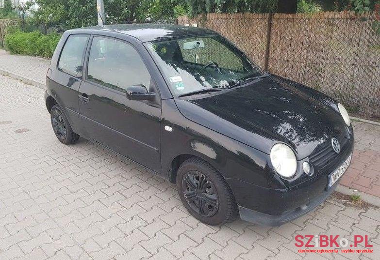 2002' Volkswagen Lupo photo #2