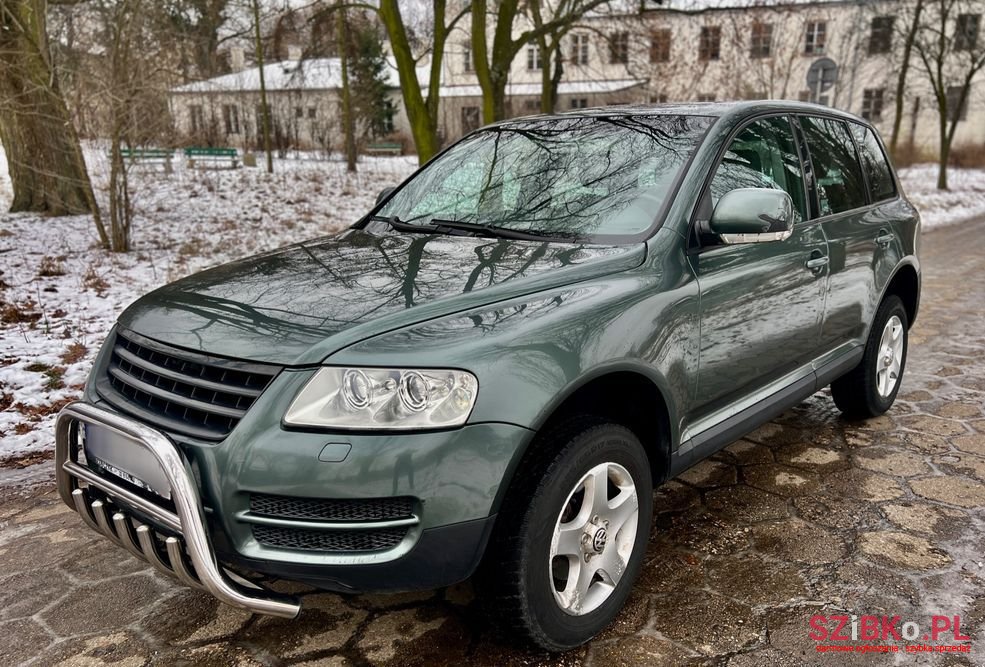 2003' Volkswagen Touareg photo #1