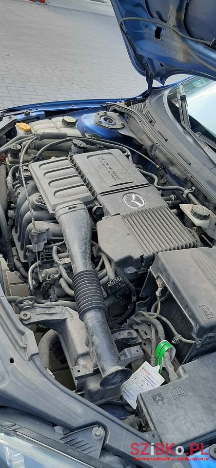 2004' Mazda 3 photo #4