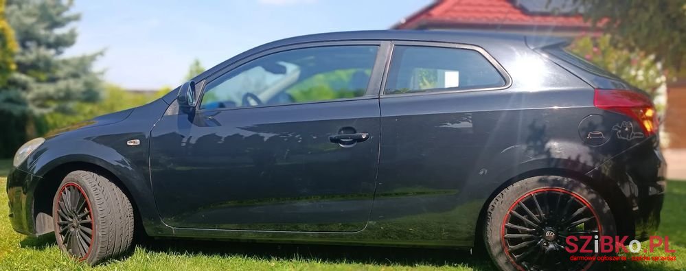 2008' Kia Proceed 1.6 Comfort + photo #5