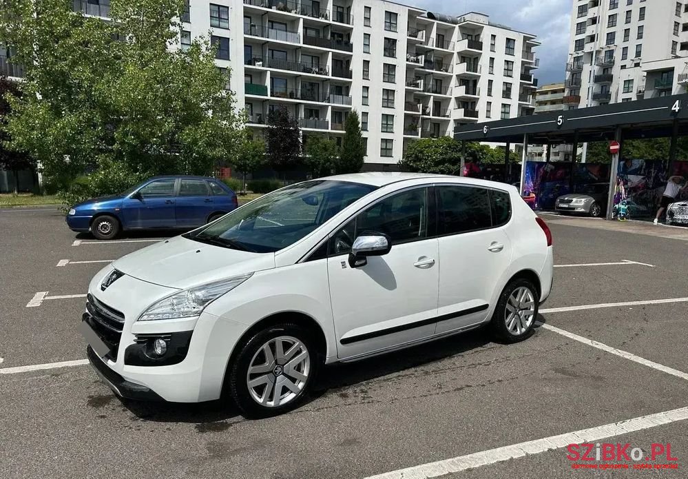 2012' Peugeot 3008 photo #2