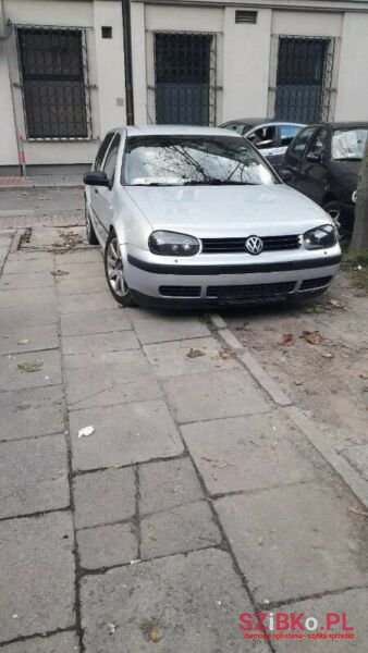 2000' Volkswagen Golf photo #3