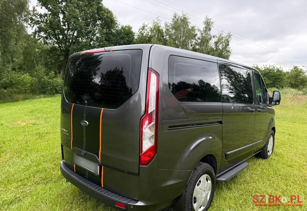 2021' Ford Tourneo Custom photo #6