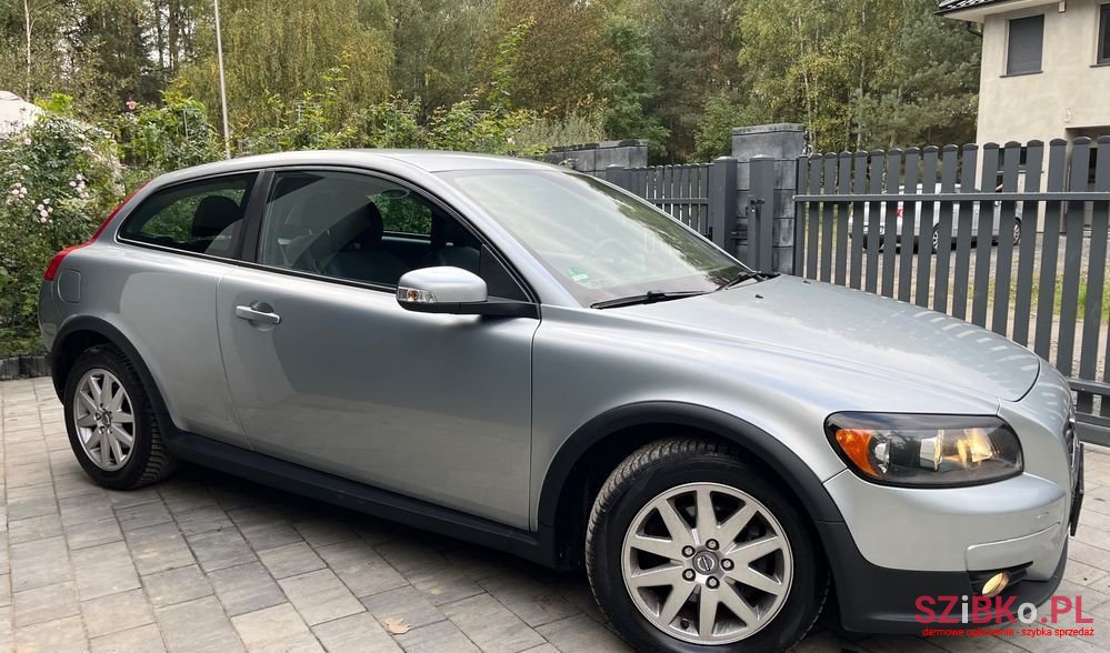 2007' Volvo C30 2.0D photo #6