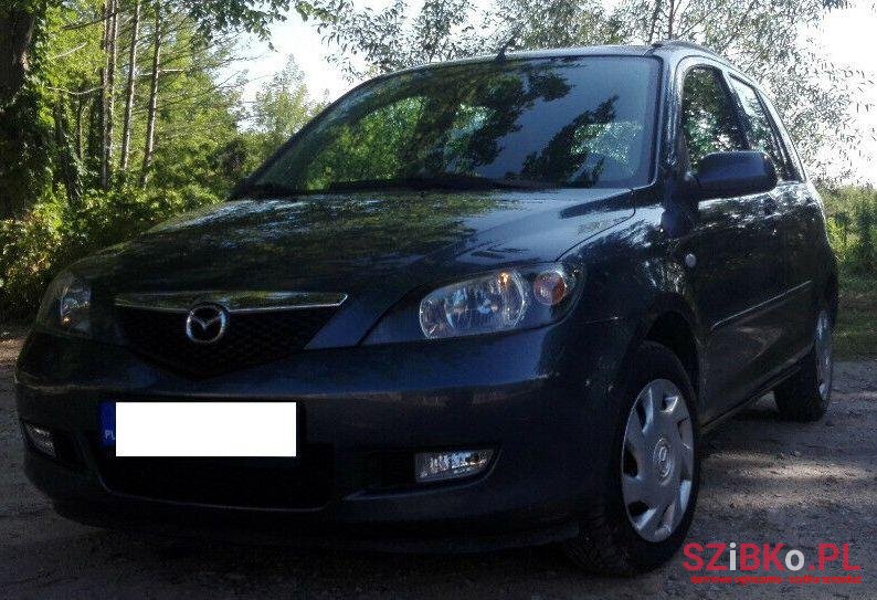 2003' Mazda 2 photo #3