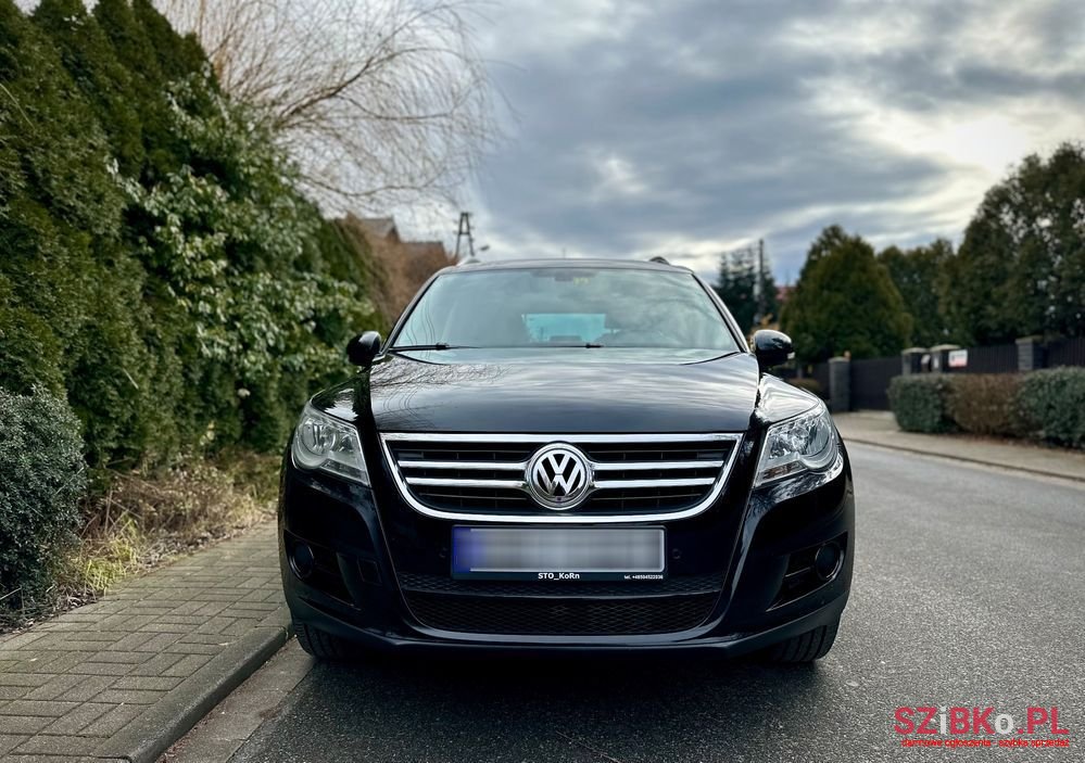 2009' Volkswagen Tiguan photo #3