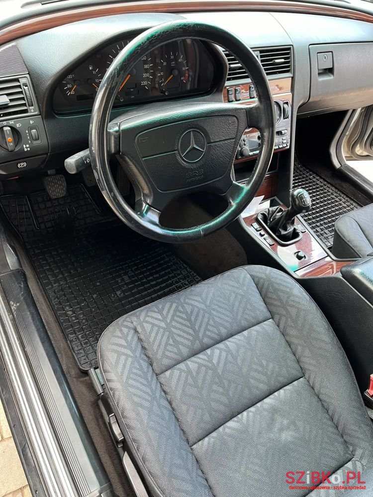 1994' Mercedes-Benz C-Class 220 D Elegance photo #6