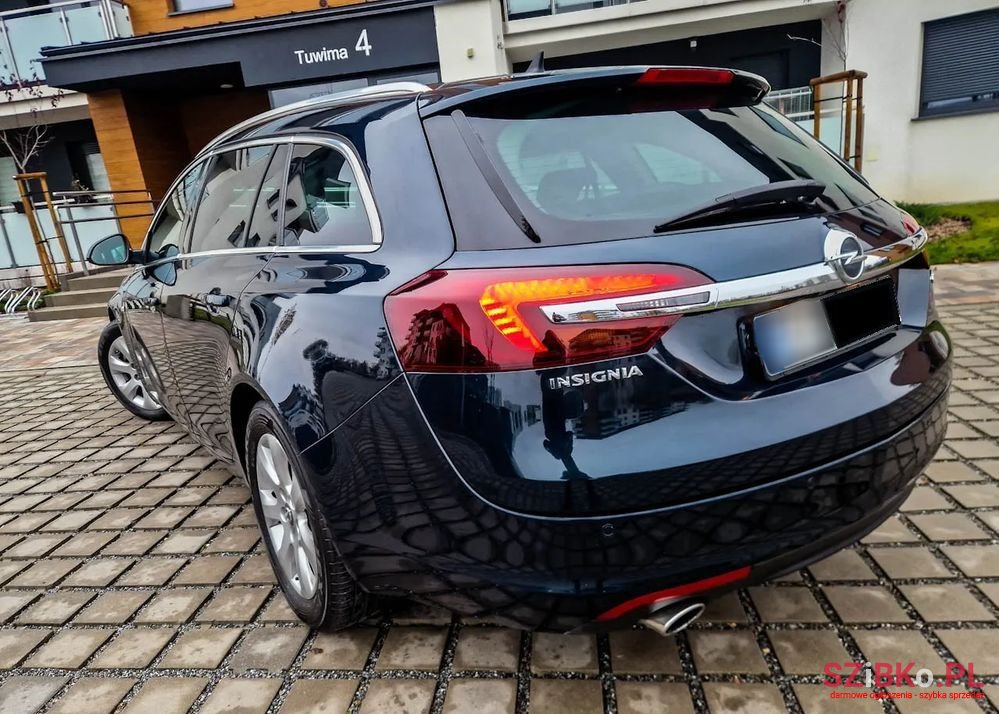 2015' Opel Insignia Sports Tourer photo #3