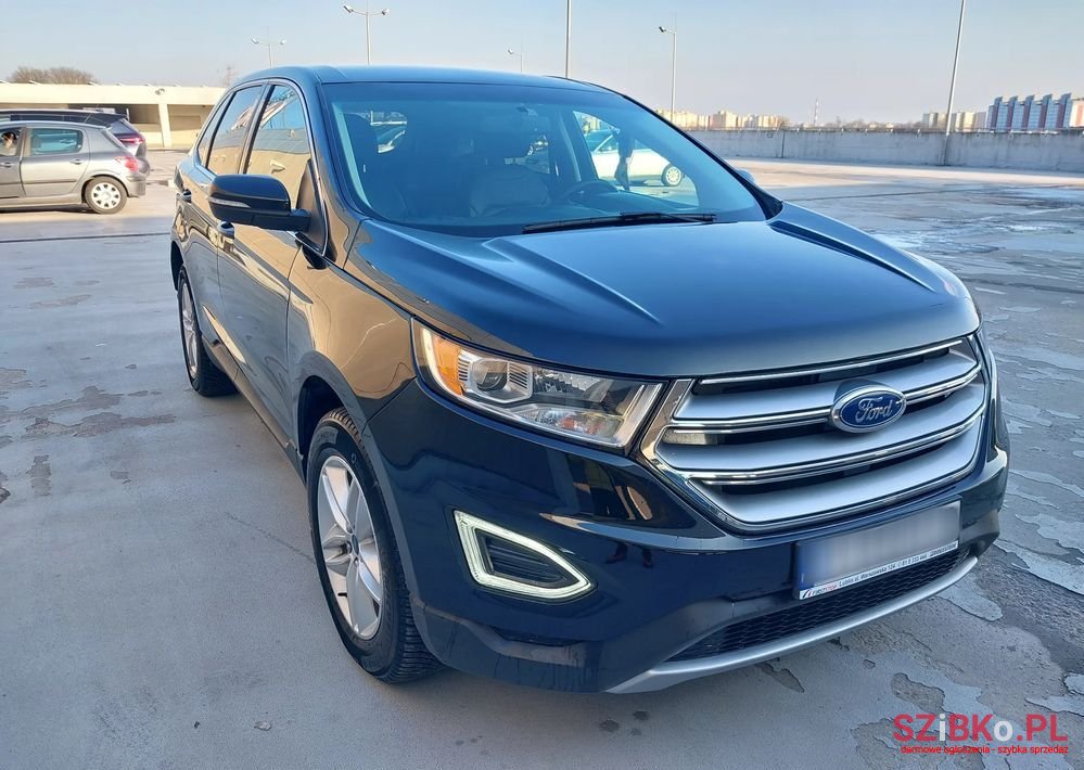 2017' Ford Edge photo #2