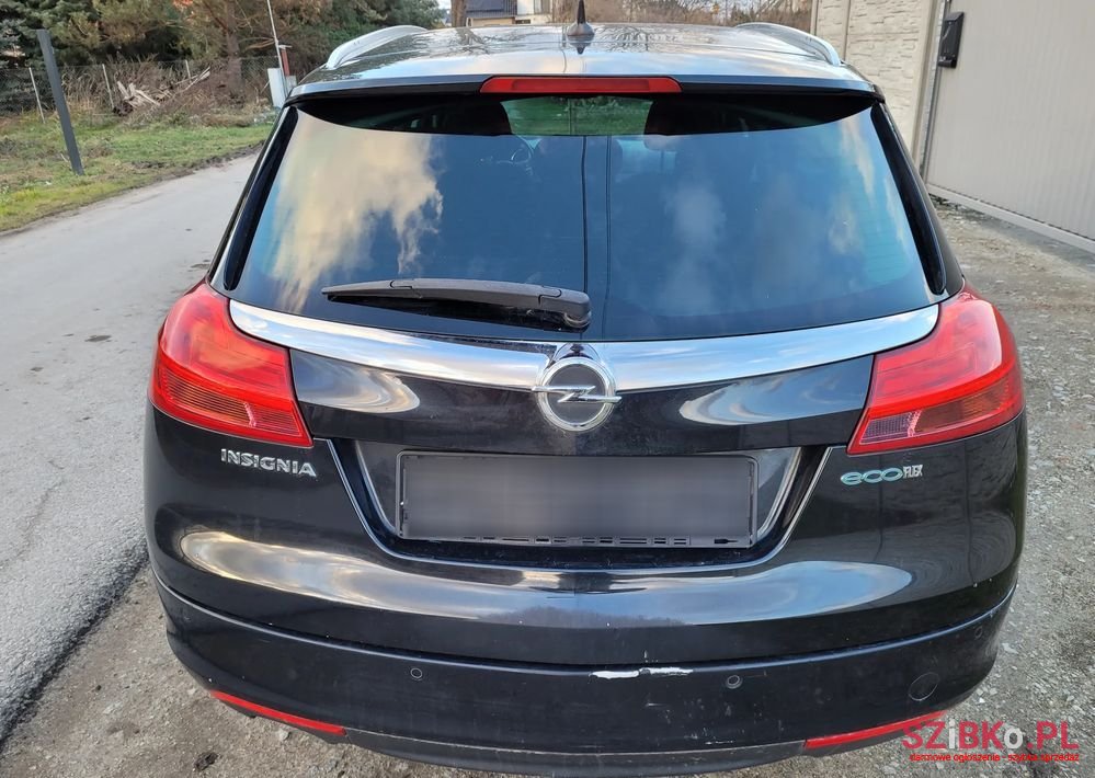 2011' Opel Insignia photo #5