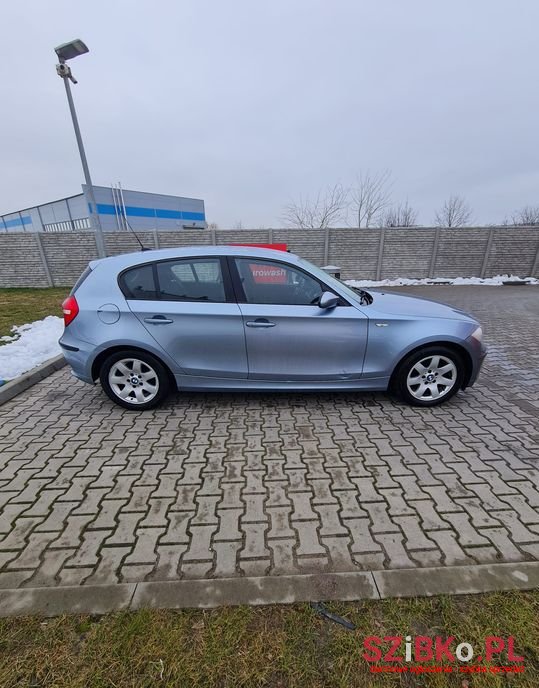 2009' BMW Seria 1 photo #1