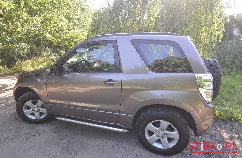 2014' Suzuki Grand Vitara photo #2