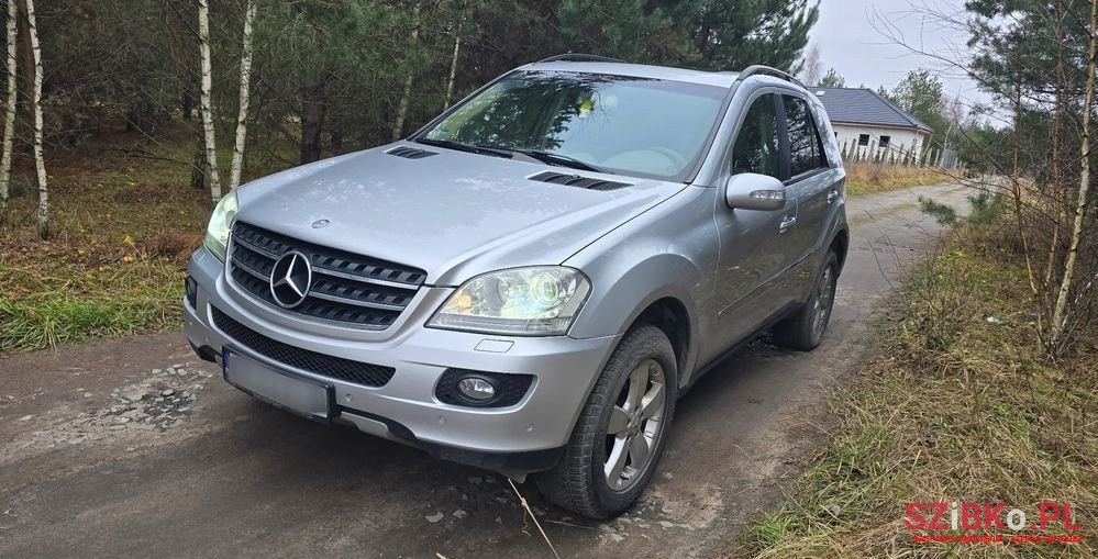 2005' Mercedes-Benz Ml 500 7G-Tronic photo #1