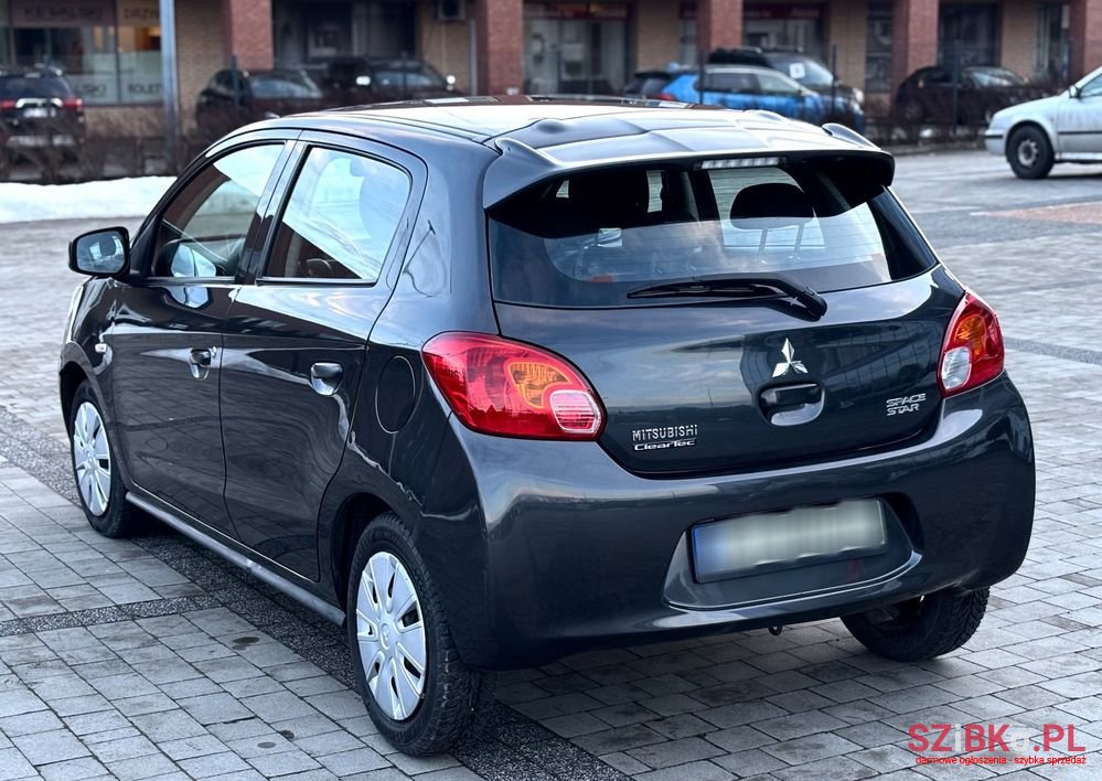 2013' Mitsubishi Space Star photo #5