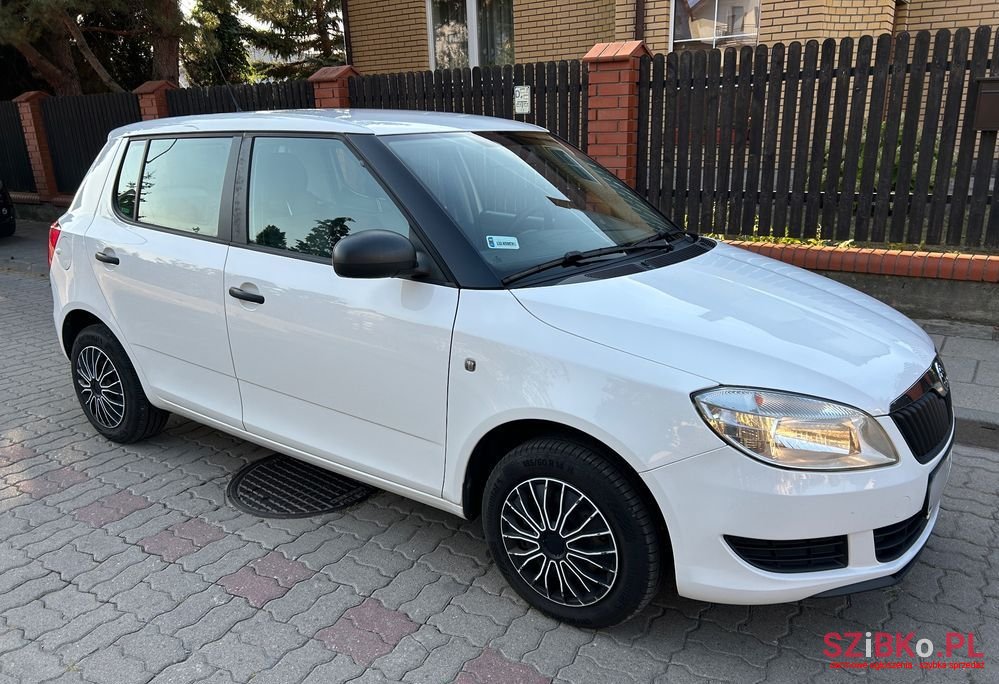 2013' Skoda Fabia 1.6 Tdi Dpf Active photo #1