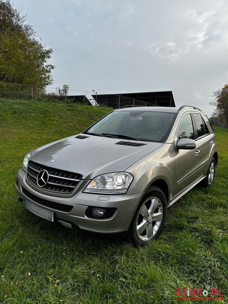 2008' Mercedes-Benz Ml 320 Cdi 4-Matic photo #6