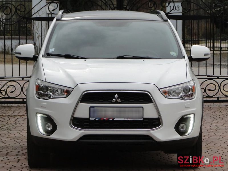 2016' Mitsubishi ASX photo #5