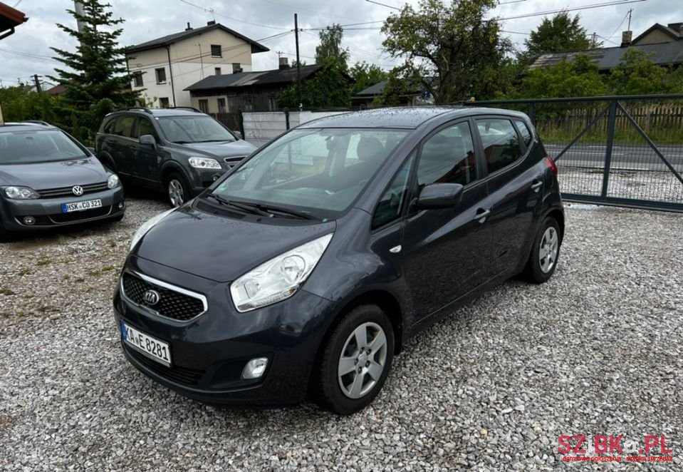 2013' Kia Venga photo #1