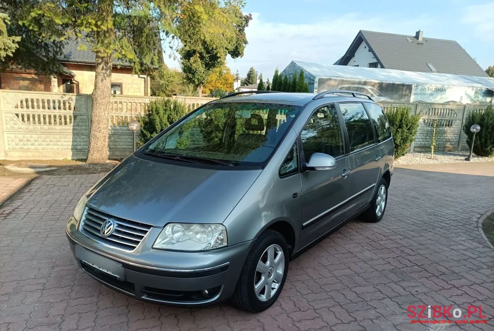 2004' Volkswagen Sharan photo #1