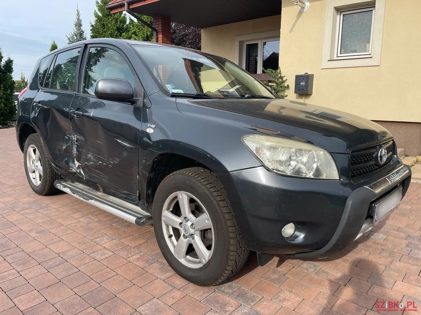 2006' Toyota RAV4 photo #2