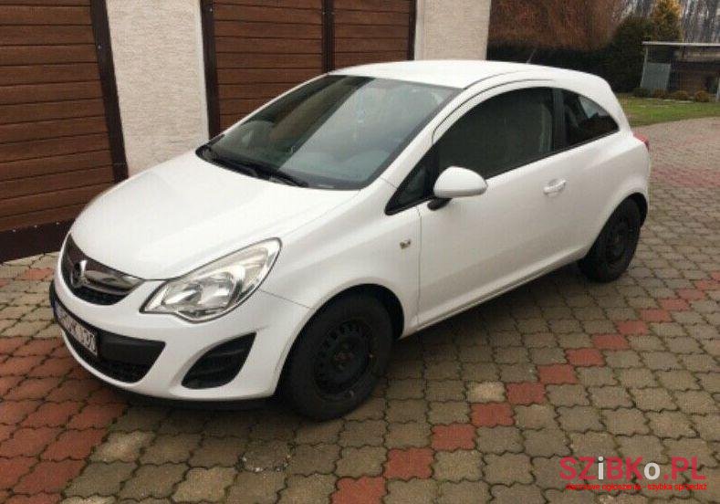 2012' Opel Corsa photo #1