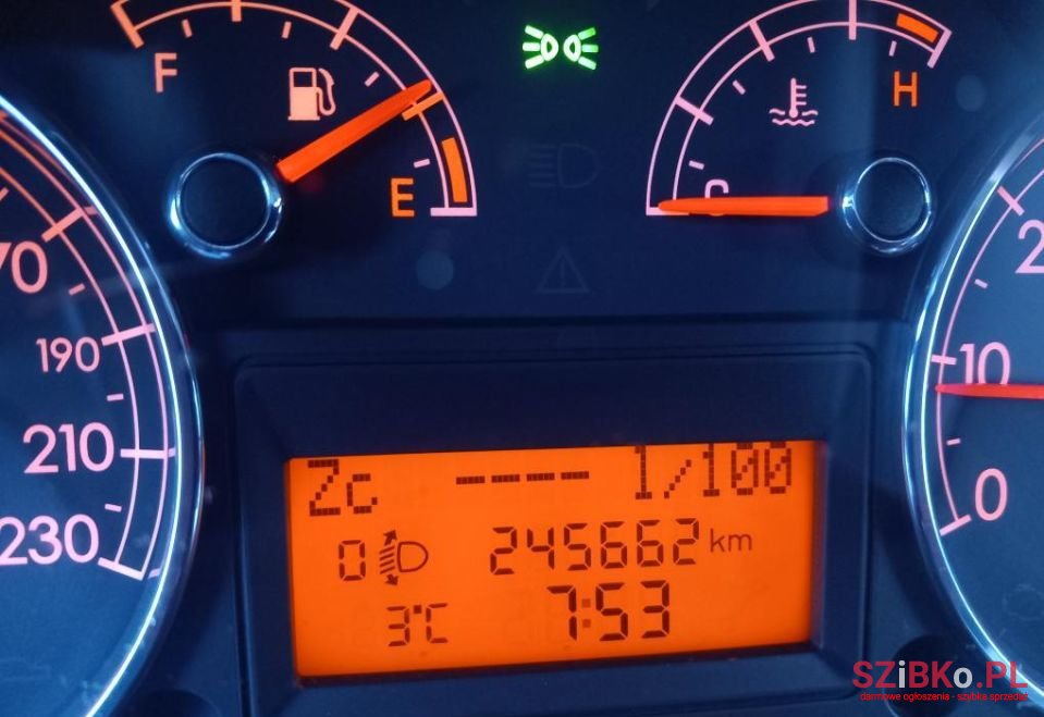 2009' Fiat Punto Evo photo #5