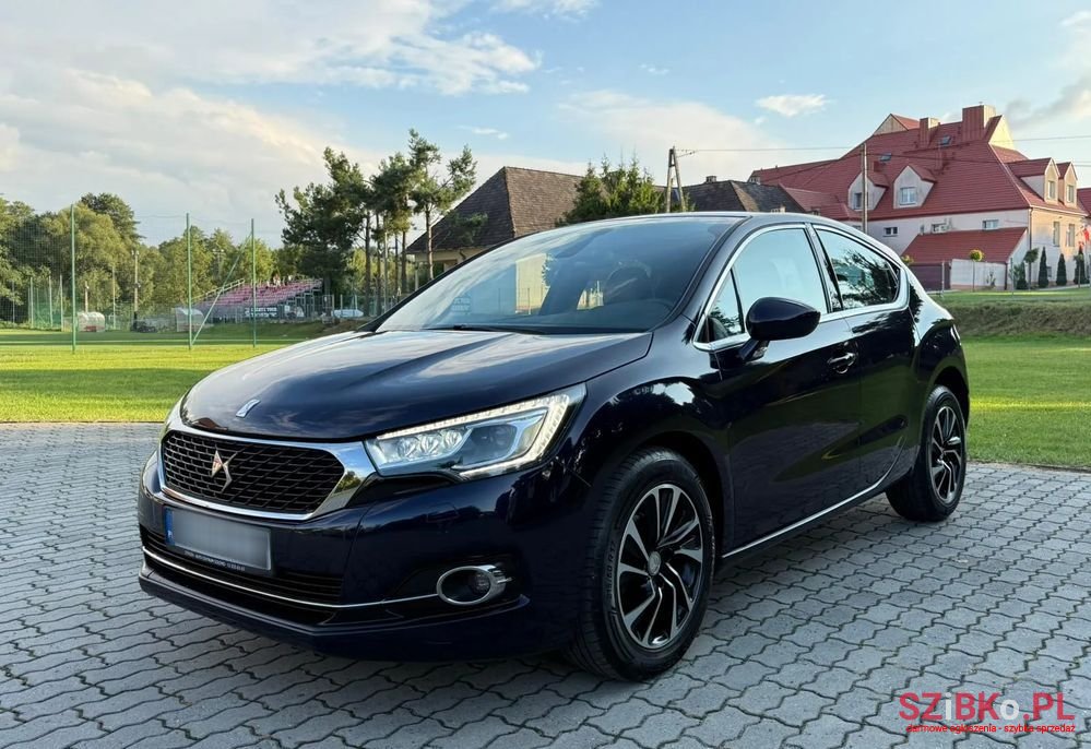 2016' Citroen DS4 photo #3