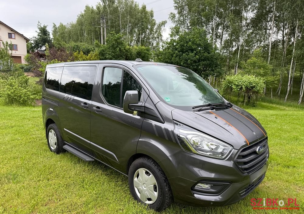 2021' Ford Tourneo Custom photo #4
