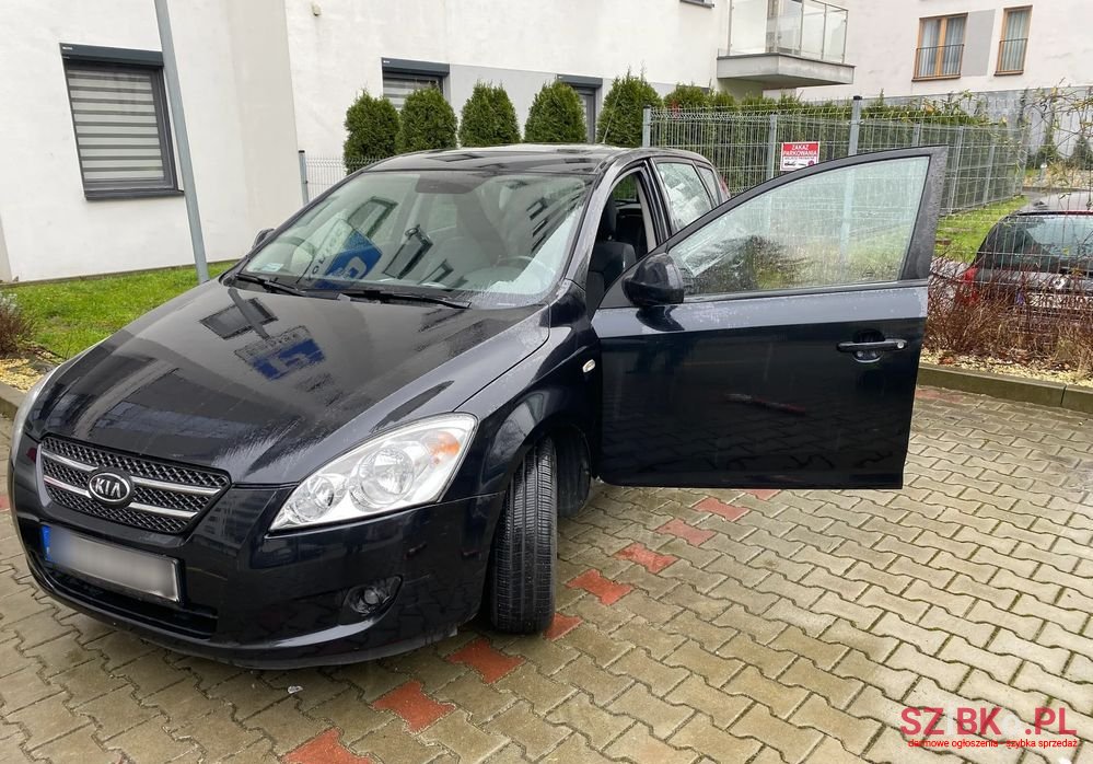 2008' Kia Ceed photo #1