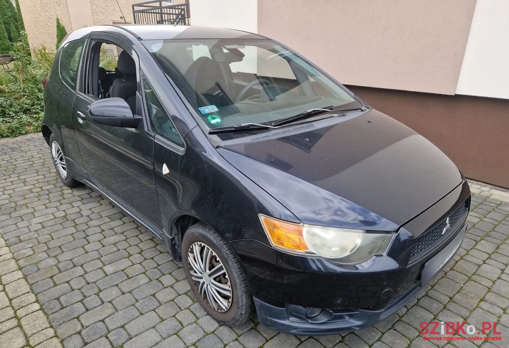 2009' Mitsubishi Colt 1.3 Instyle photo #6