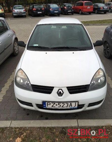 2007' Renault Clio photo #1