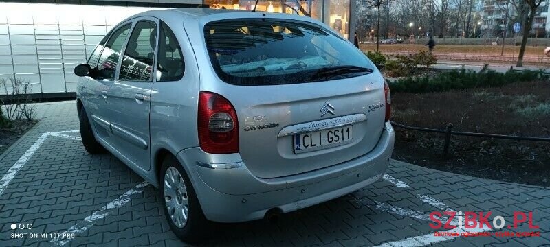 2009' Citroen Xsara Picasso photo #3