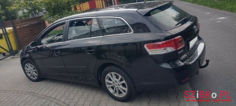 2009' Toyota Avensis photo #3