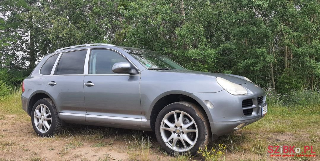 2006' Porsche Cayenne photo #1