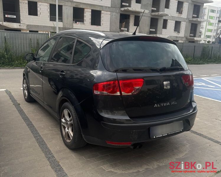 2008' SEAT Altea XL photo #1