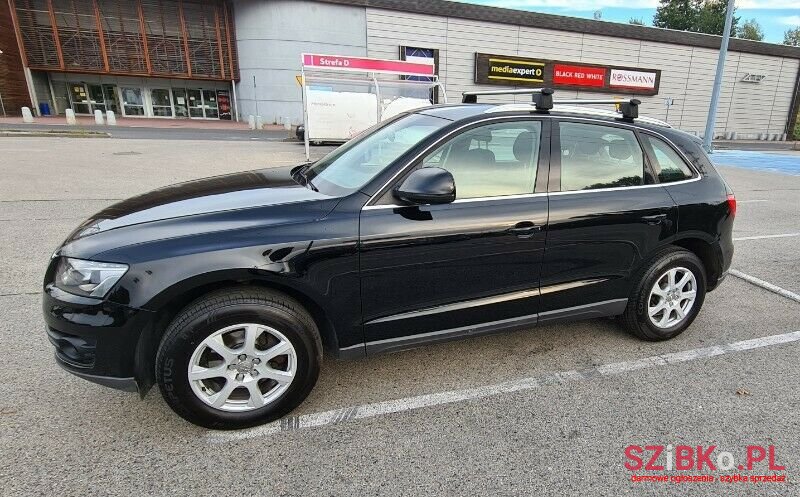 2010' Audi Q5 photo #6