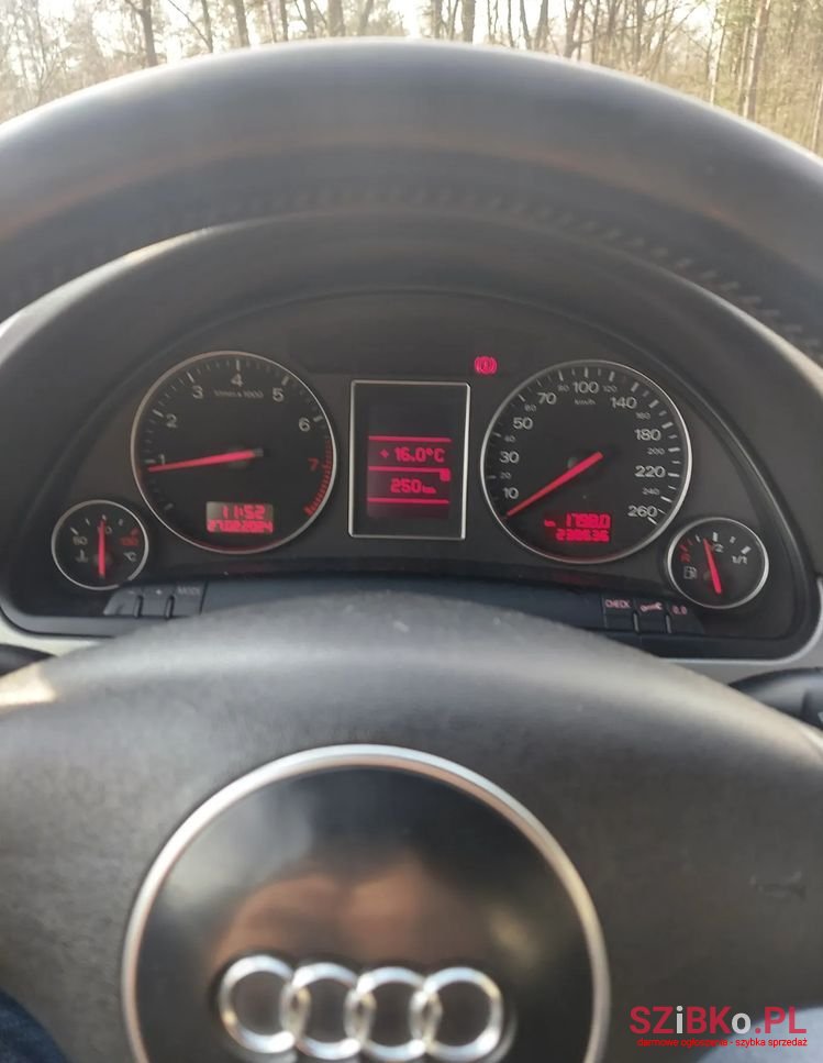 2004' Audi A4 Avant photo #3