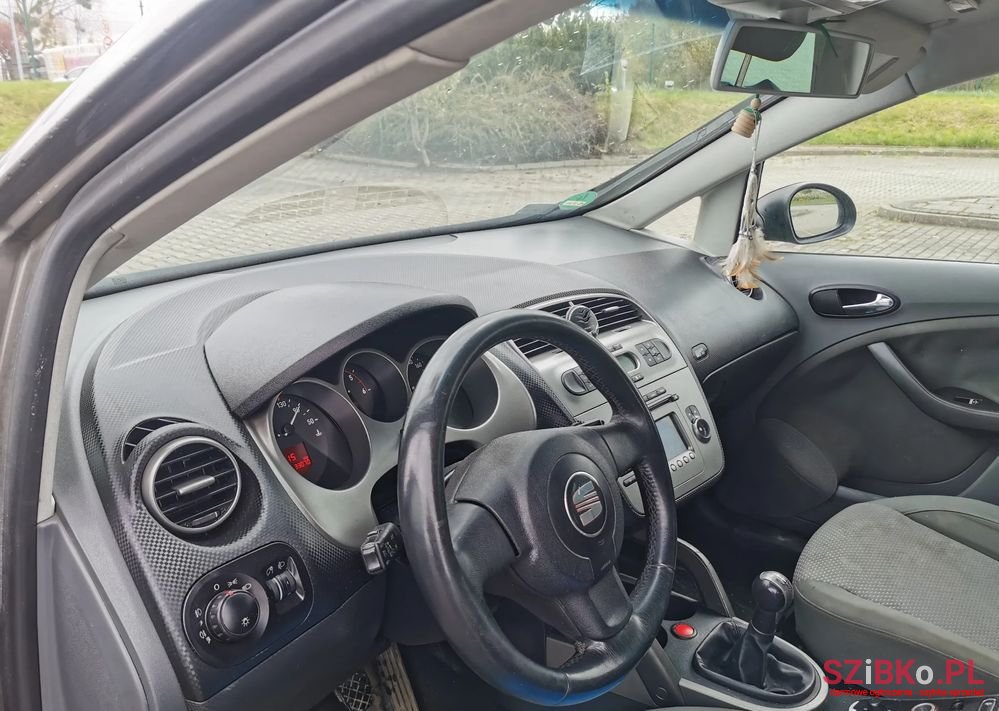 2005' SEAT Toledo photo #4