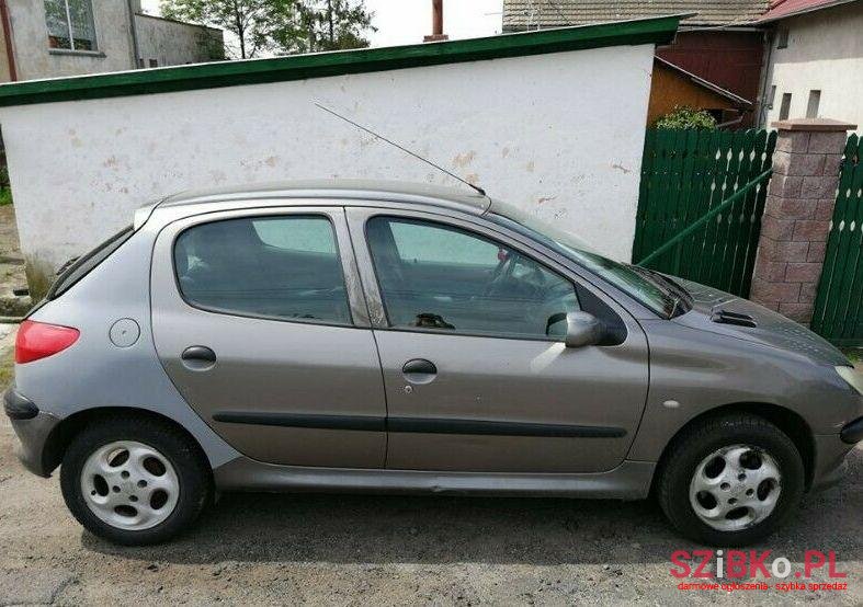 2000' Peugeot 206 photo #1