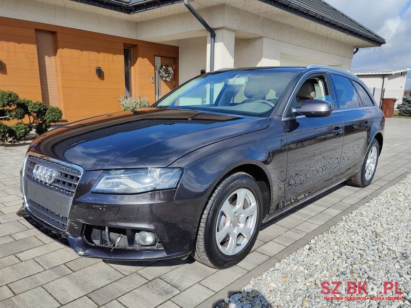 2010' Audi A4 photo #1