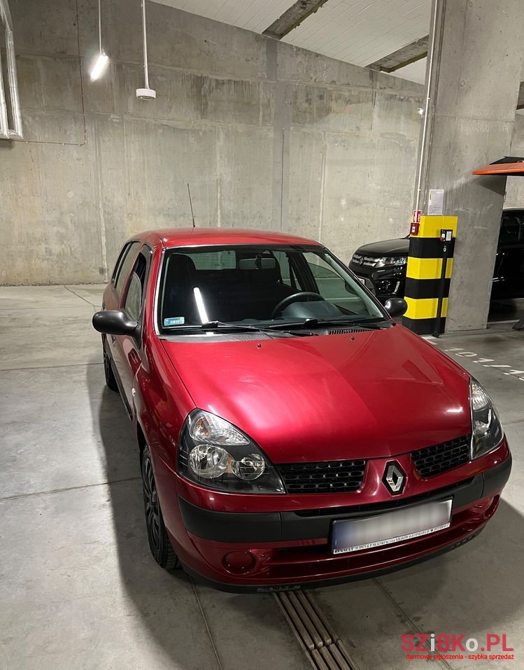 2003' Renault Clio photo #2